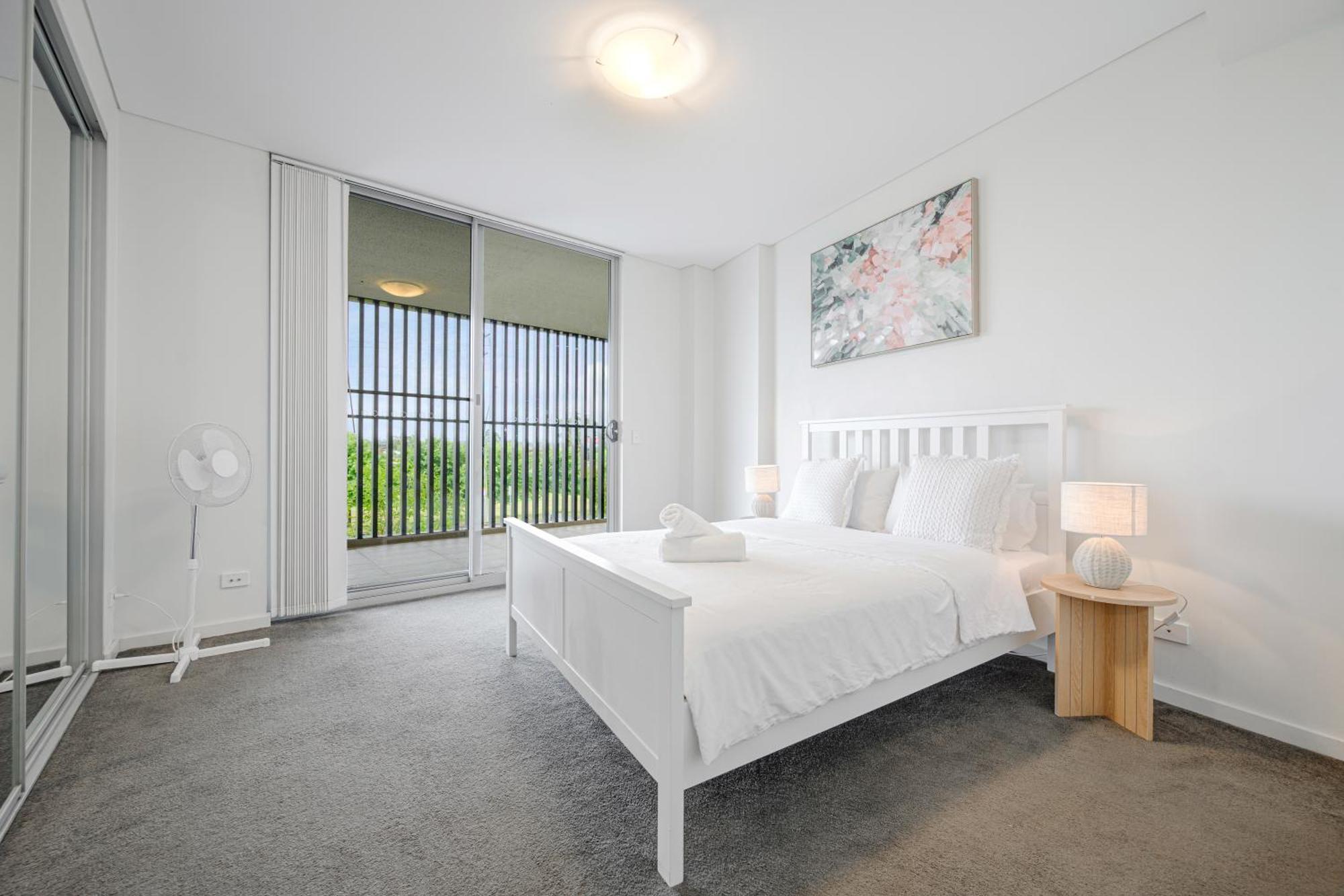 Liverpool Adorable 2Br Apt With Free Parking Warwick Farm Exterior photo